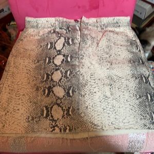 Pretty Little Things snake print denim skirt 8